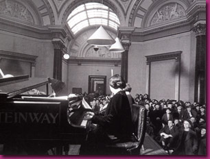 Dame Myra Hess in the Barry Room of the National Gallery, 1940